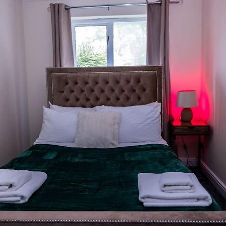 3 Bedrooms House-Sofabed-Parking-Bbqstove-Garden London Luaran gambar
