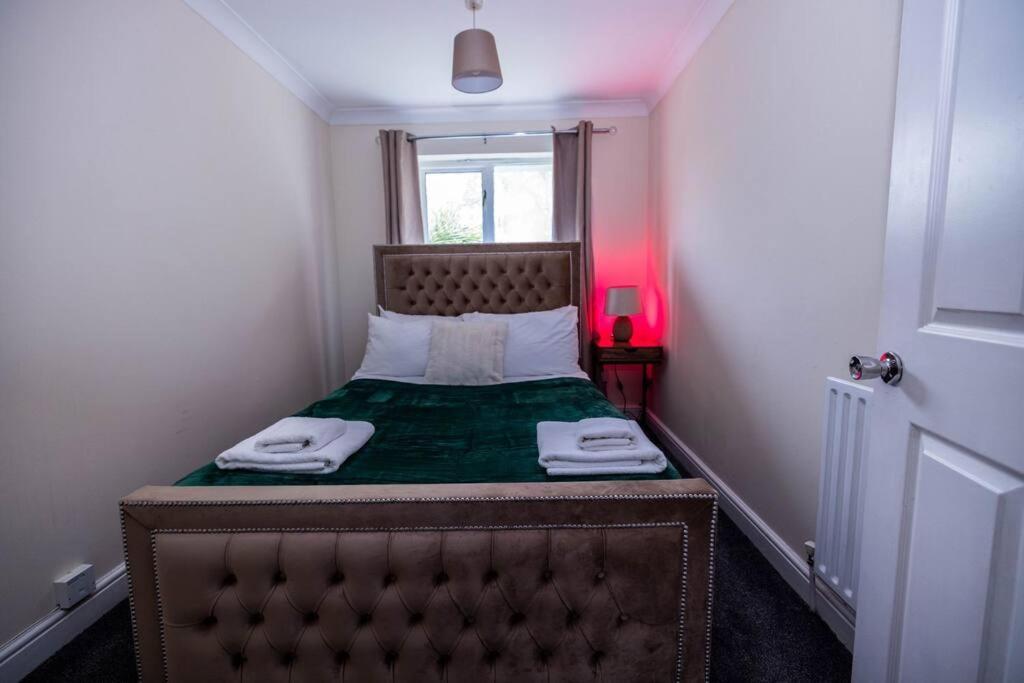 3 Bedrooms House-Sofabed-Parking-Bbqstove-Garden London Luaran gambar