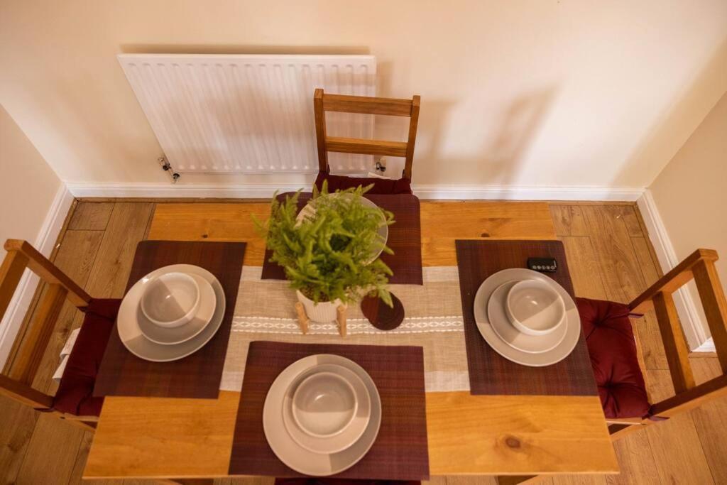 3 Bedrooms House-Sofabed-Parking-Bbqstove-Garden London Luaran gambar