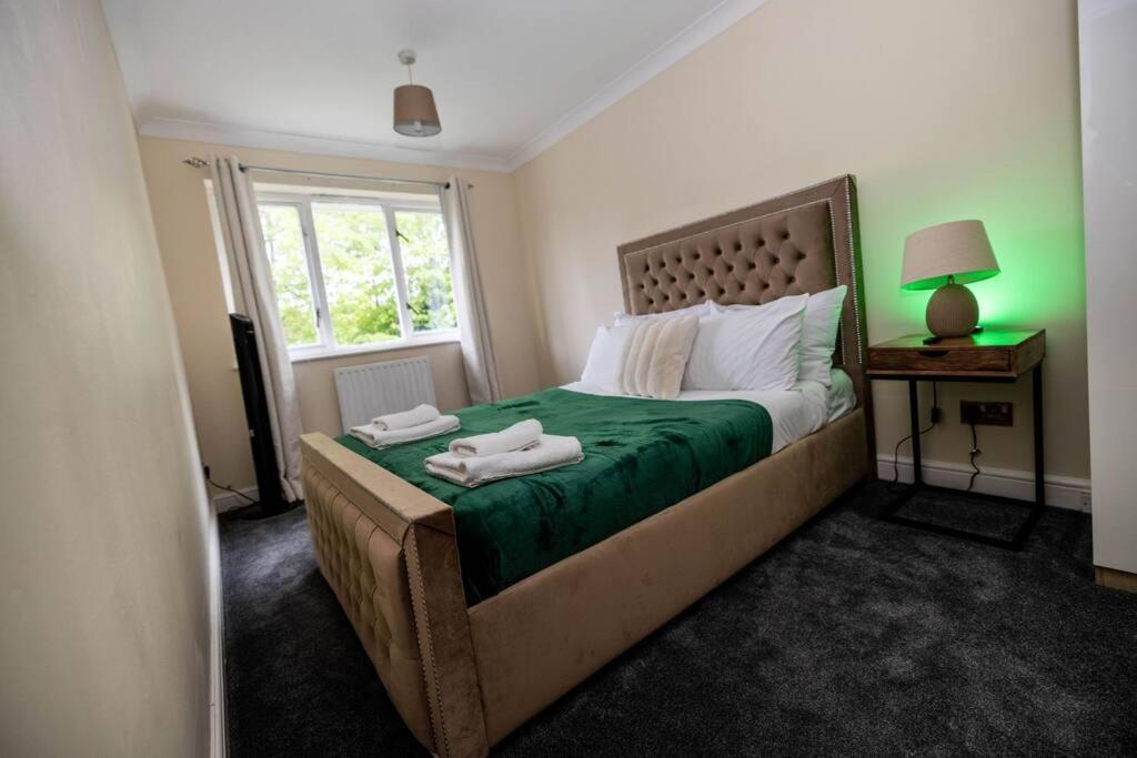 3 Bedrooms House-Sofabed-Parking-Bbqstove-Garden London Luaran gambar