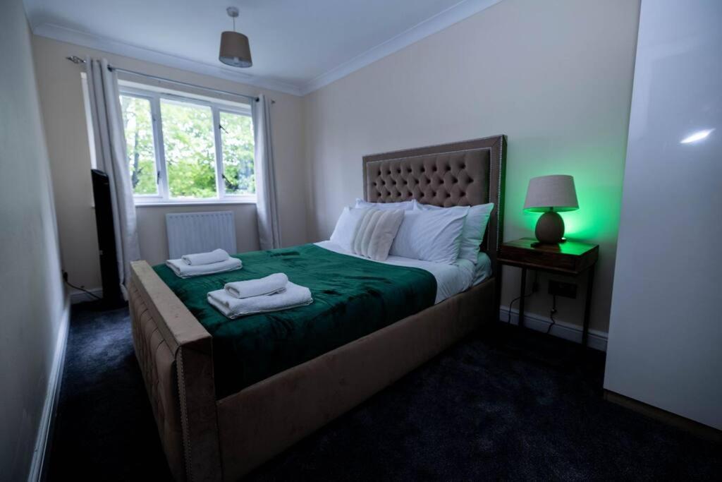3 Bedrooms House-Sofabed-Parking-Bbqstove-Garden London Luaran gambar